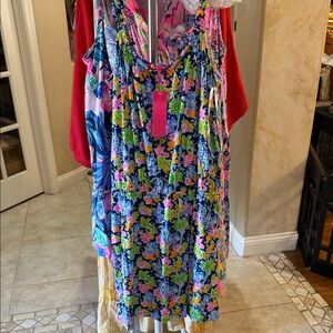 Lilly Pulitzer Loro romper Lilly loves Disney Mickey Mouse
